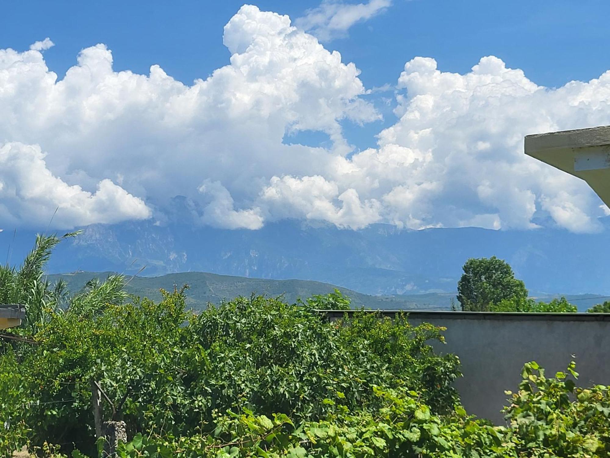 Villa Ndoni Berat Esterno foto